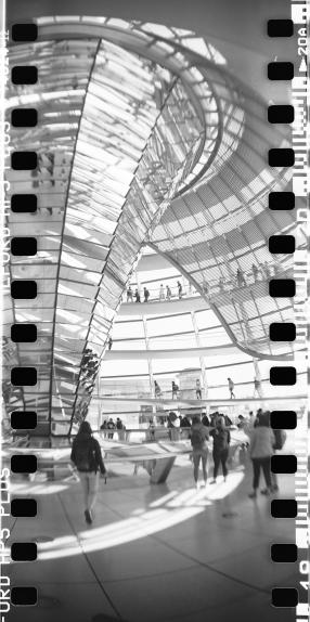 Berlin Reichstag vertical image