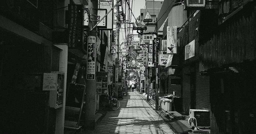 @yidilian Japan PIC: Nakano – Tokyo – Shoji Kawabata. a.k.a. strange_ojisan posted a photo: LC-A+ ILFORD XP2 Super 400 35…@yidilian Japan PIC: Nakano – Tokyo – Shoji Kawabata. a.k.a. strange_ojisan posted a photo: LC-A+ ILFORD XP2 Super 400 35…