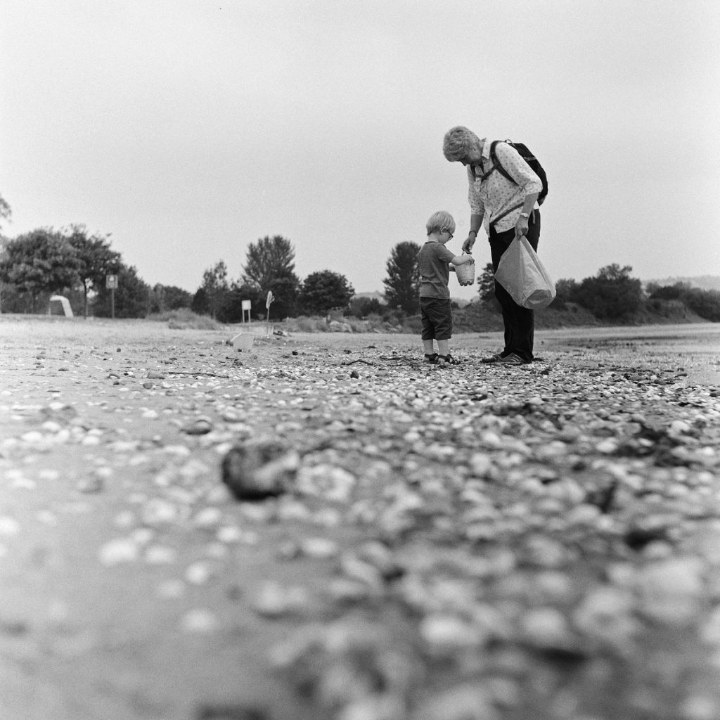 @mparry1234 She sells sea shells. HP5. Yashica 635