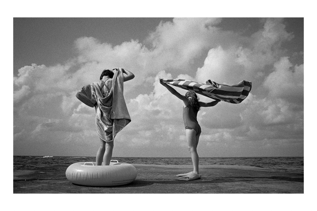 @simonmurphy7 Warmer times in Crete. #ilfordfridayfavourites #family #hp5 @ILFORDPhoto #simonmurphyphotographer