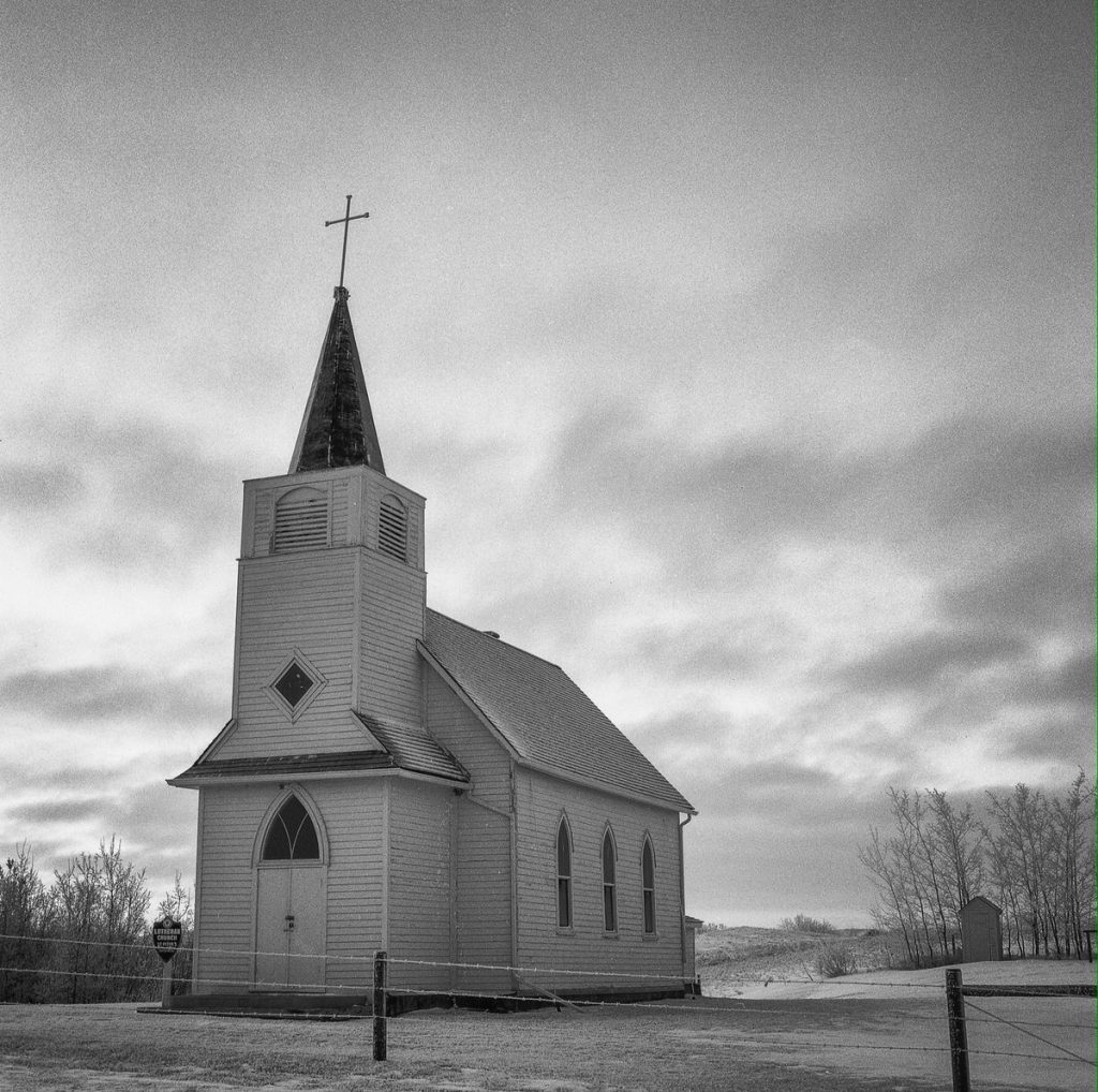 Black & white church shot on ILFORD FP4+ film by @JeremyCalow 