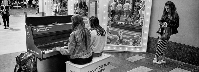 Black and white film photograph by Martin Berry shot on Hassleblad Xpan using ILFORD film