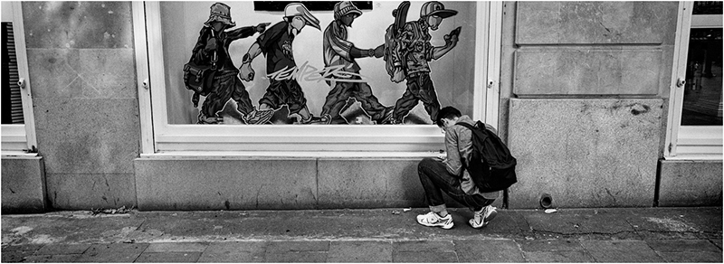 Black and white film photograph by Martin Berry shot on Hassleblad Xpan using ILFORD film