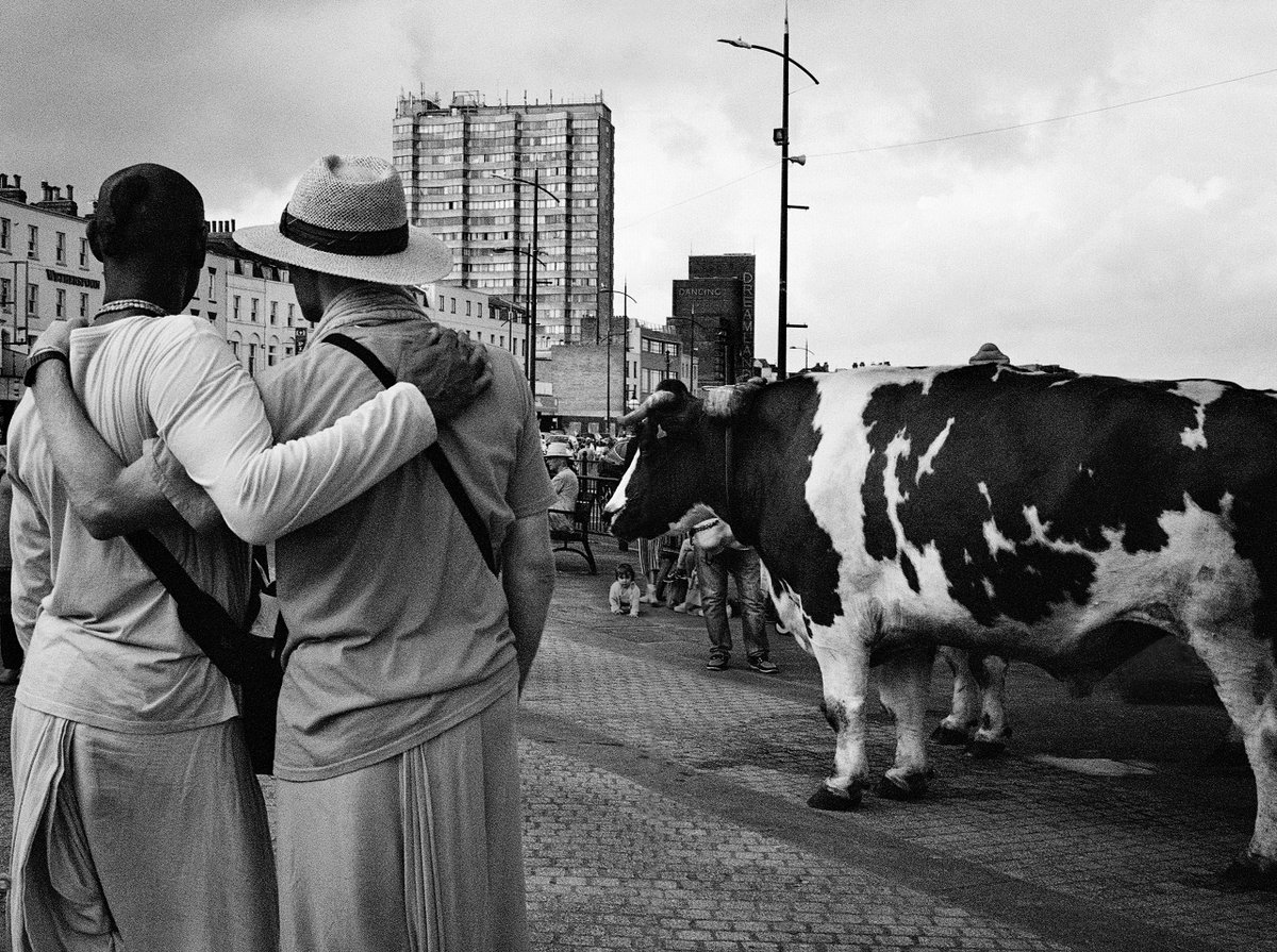 @WellerMonica Hare Krishna in Margate, August 2018 @ILFORDPhoto #peace #FridayFavourites 