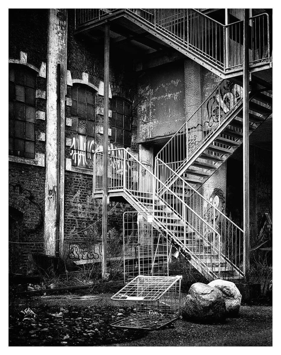 @Egilgaare Oct 12 Hootlet More #urban Stavanger with #ilfordhp5. #fridayfavourites @ILFORDPhoto