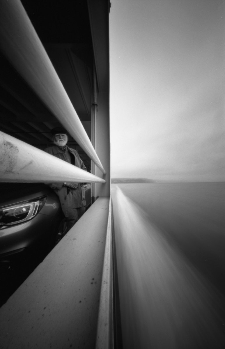 @LoreHealy #ilfordphoto #fridayfavourites This one is from feb 2018 but still very much a fav. terrapin 6x9, #ilfordfp4, 3 sec. Skip on the ferry.