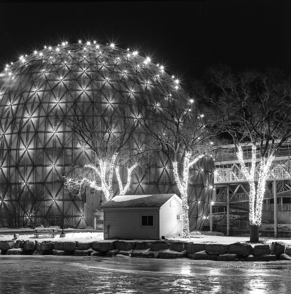 @donkittle Cinesphere movie theatre in Toronto, Canada #ilforedphoto #fridayfavourites