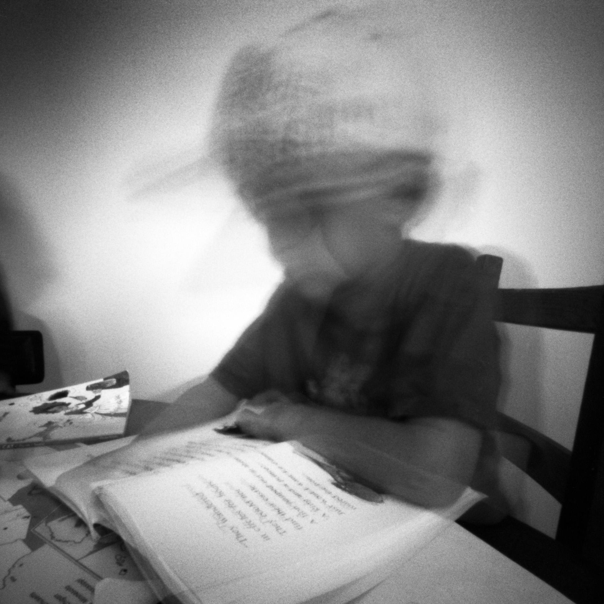 @paulasmithphoto 'Lockdown homeschooling'. Taken with the Ondu Pinhole 6x6. Film frames @ILFORDPhoto FP4 EI 800 Alembic Ilfotec HC 1+31 at 24c for 11mins #ilfordphoto #fridayfavourites #wppd2020 #pinhole #believeinfilm