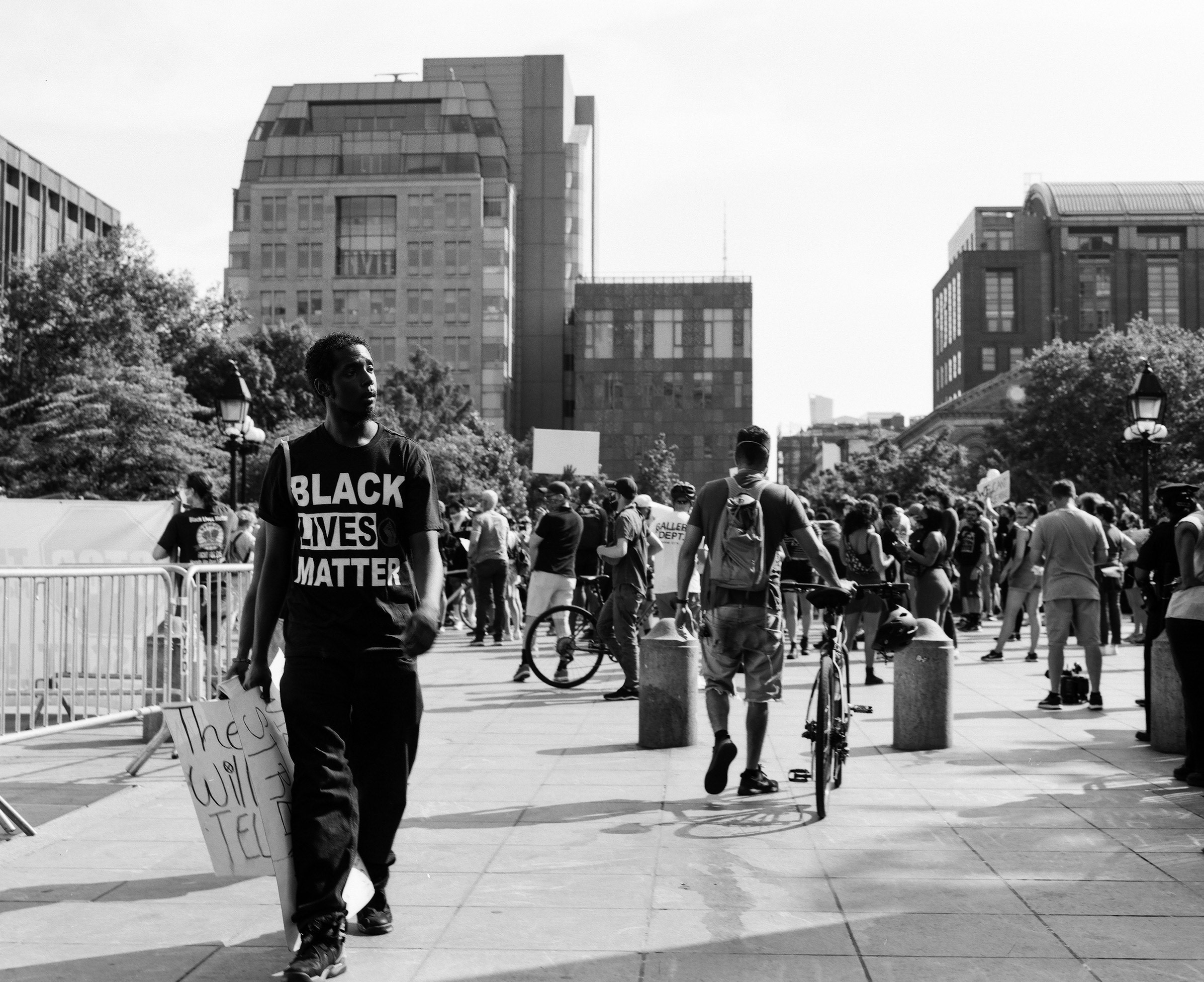 Art and Activism shot on ILFORD Delta 100 with Mamiya RB67 in Manhattan, NYC ©Kevin Claiborne