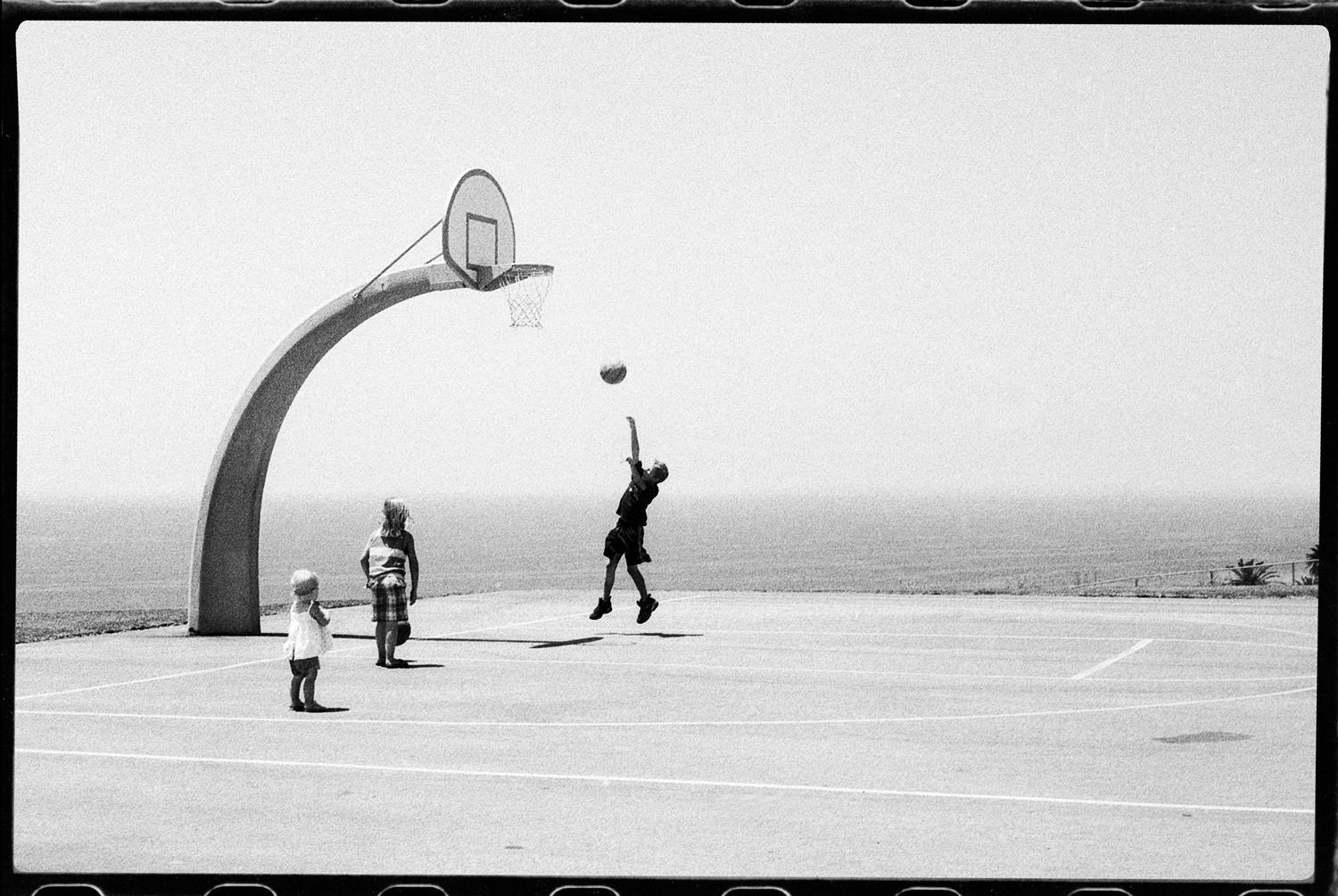 shot-with-a-Leica-M6-in-Texas-and-Sonic-Ranch-on-HP5-@320-