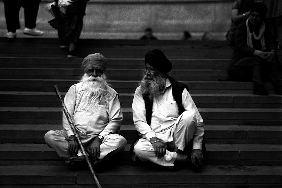 Black and white film image of Sikh remembrance day shot on ILFORD Delta 100 film by Simon King