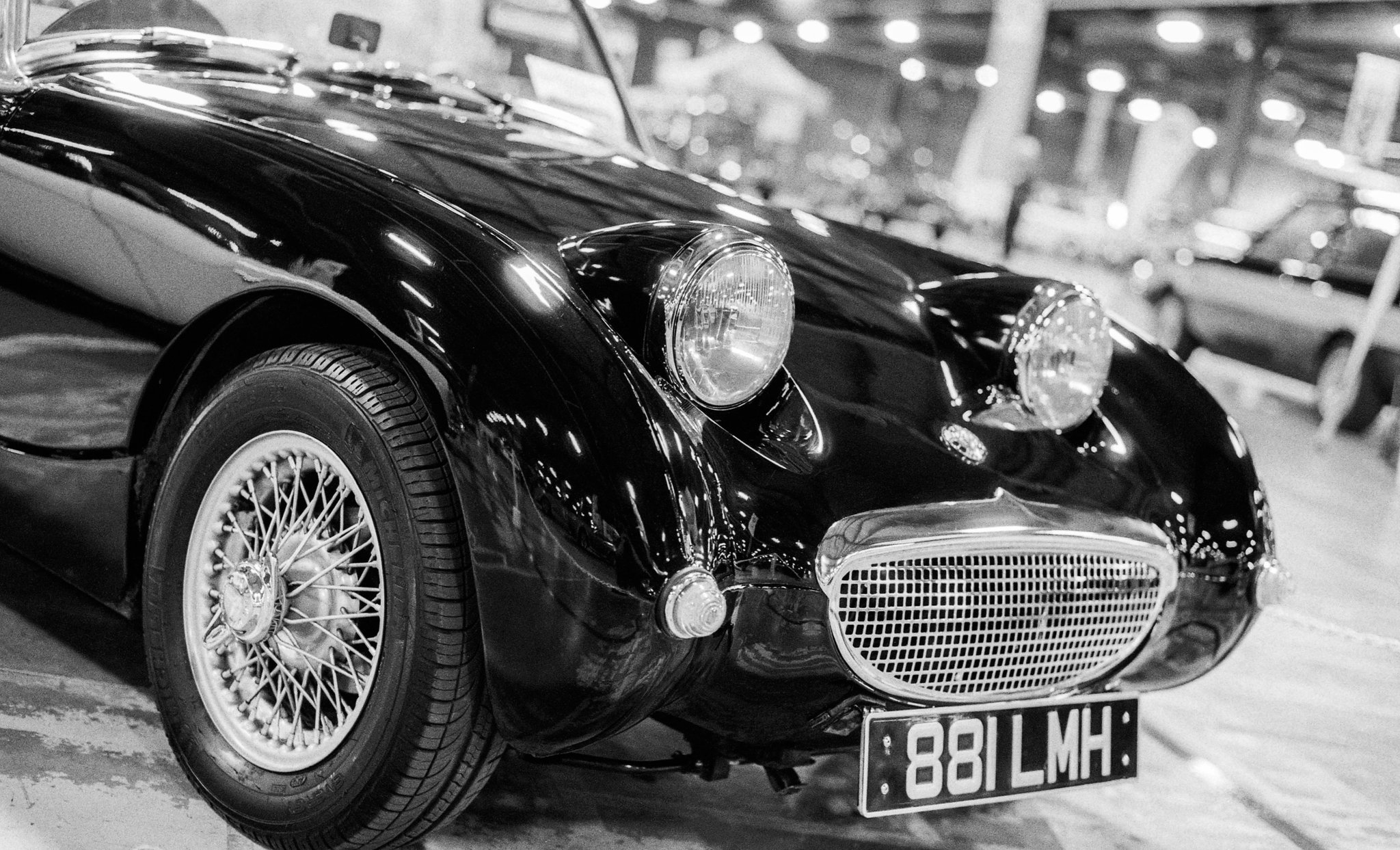 @CamShaw74 Replying to @ILFORDPhoto #ilfordphoto #fridayfavourites #kentmerefilm Austin Healey Sprite, taken at Event City in Manchester. Kentmere 400 pushed to 800 and developed in ilford DD-X(1+4). Pentax K1000 with 50mm f/1.7