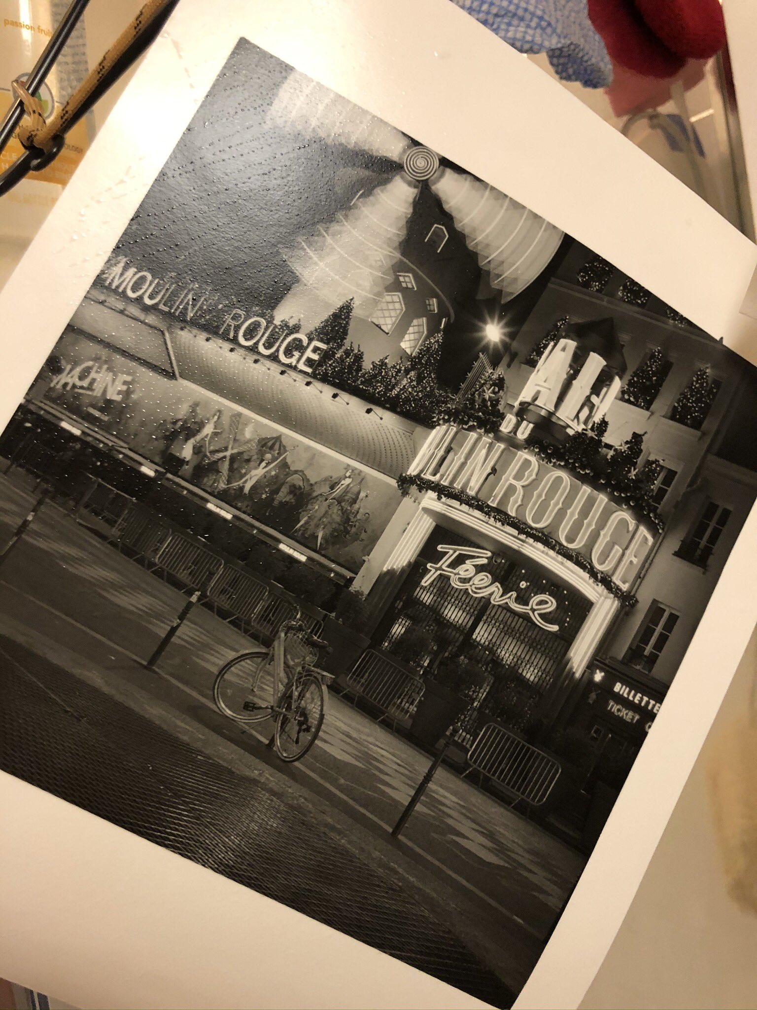 @Trend2signif · Sep 17 Replying to @ILFORDPhoto For this #fbprint #fridayfavourites for #ilford photo I present a fibre print of a well known spot in Paris! Here it is drying.