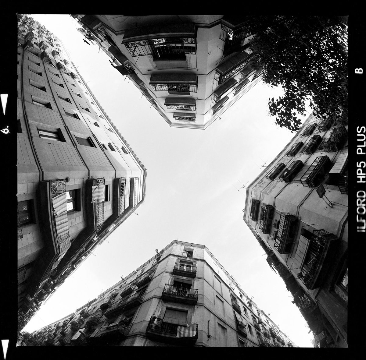 Raval,-Barcelona---Hasselblad-503CX-and-30mm-Distagon-lens