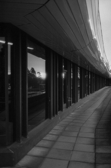 Black and white film image of Sikh remembrance day shot on ILFORD Delta 100 film by Simon King