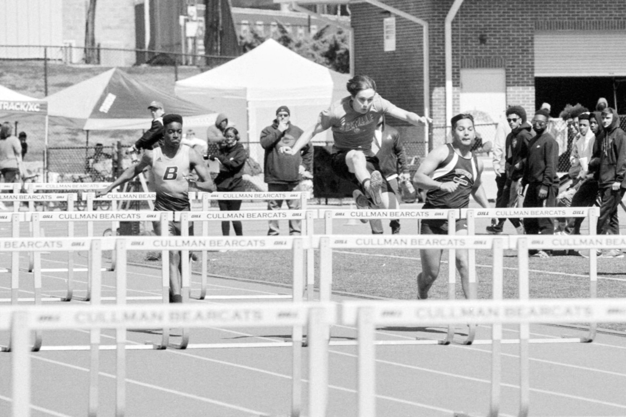 @bsanfordjr · 22h Replying to @ILFORDPhoto Fierce competition at the Cullman Classic track meet on March 20th 2021, Cullman Alabama US. Kentmere 400 developed in DD-X (1+4). #fiercefilm #ilfordphoto #fridayfavourites