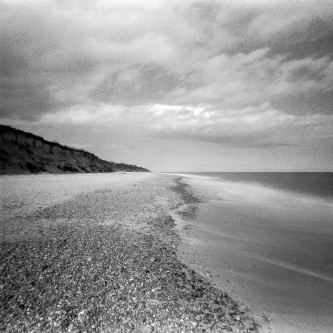 Covehithe, Sussex on the  @ONDUpinhole  6x6 camera using  @ILFORDPhoto  HP5+ EI 100. Developed using rodinal 1+50 for about 9mins.   #sunseasand #ilfordphoto #fridayfavourites #pinhole #believeinfilm