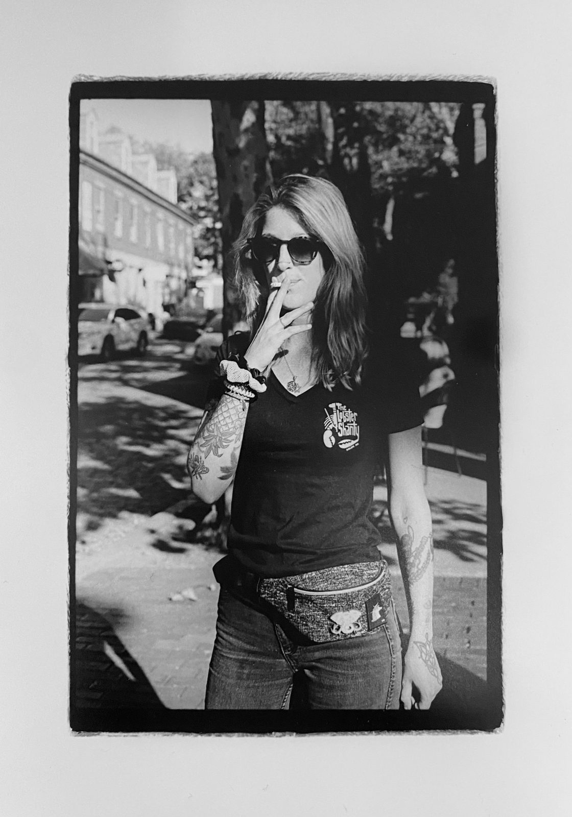 “early-for-work”-waitress shot on ILFORD HP5 plus film by Jessica Martinea