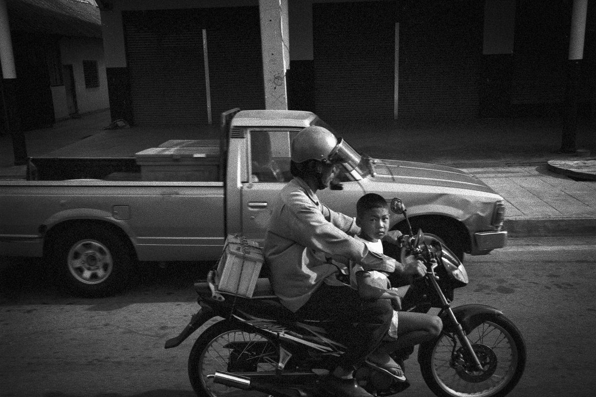 @paulasmithphoto From my travels in Thailand a million years ago (or so it feels). Taken with @ILFORDPhoto 35mm Delta 400 using a Leica MP and 35mm Summicron. Developed with Rodinal 1+25. #fridayfavourites #35mmdelta400 #ilfordphoto #believeinfilm #filmphotography