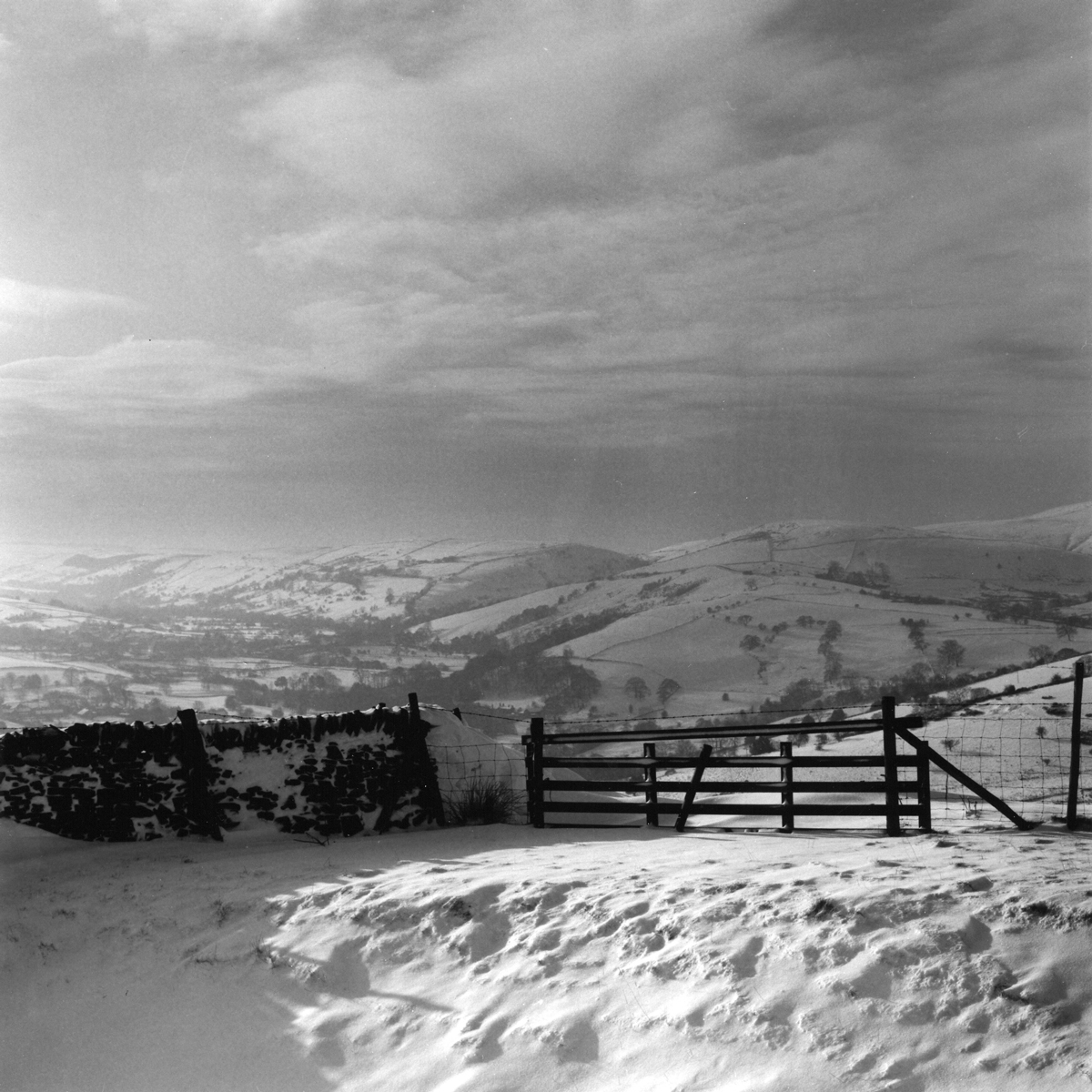 2013--02-10-v-print- mgiv-panf-05.jpg. Peak District, 2013. Ilford Pan F, Hasselblad 500C/M. Multigrade RC print