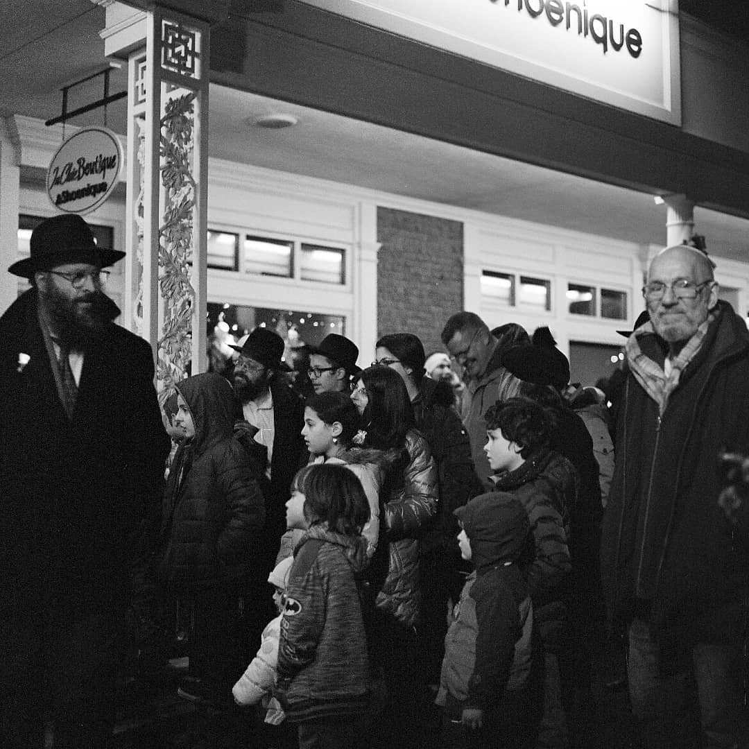  z.allaire #chanukah #chabad #ilfordphoto #ilfordxp2 #120film #hasselblad #hasselblad500cm #fridayfavourites #nightfilm #blackandwhite #analoguephotography #argentique