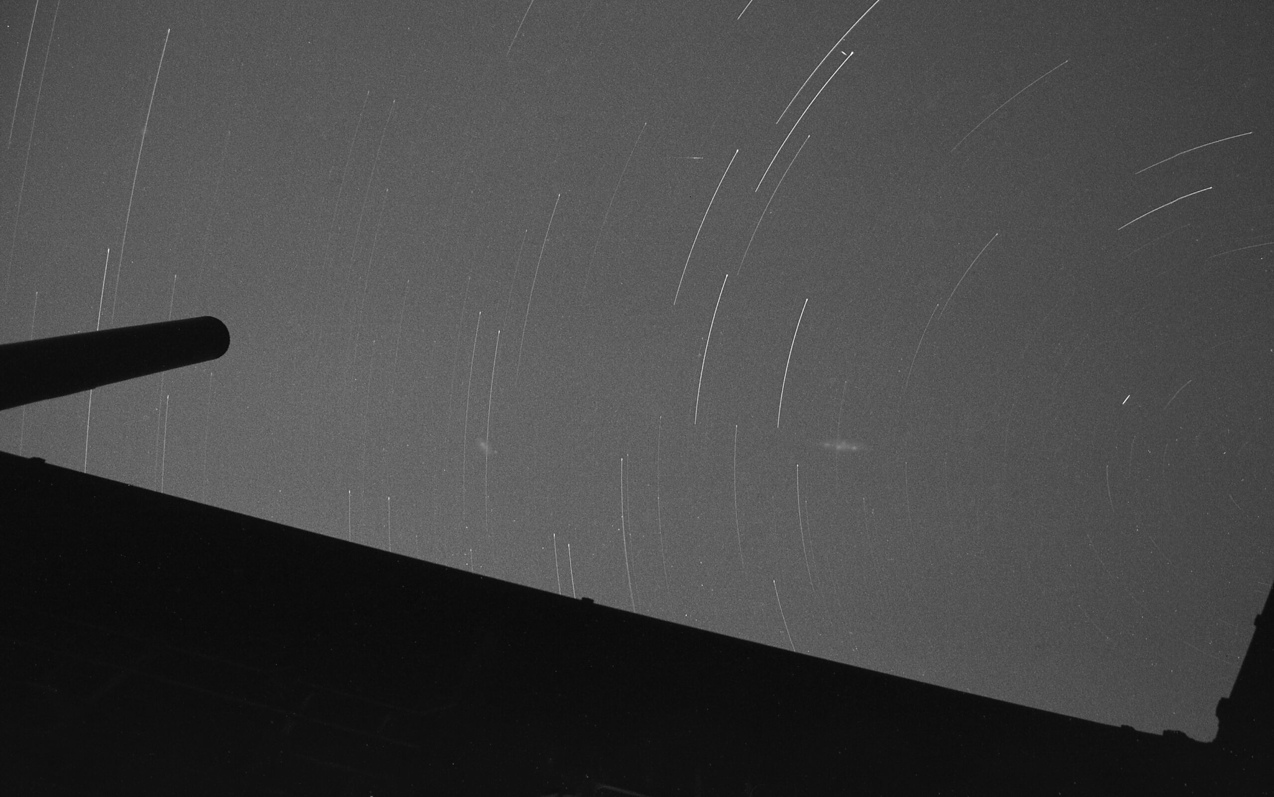 @henry_balen Replying to @ILFORDPhoto Star trails on Ilford Pan F during Lockdown Mk1 from our balcony. Comparatively clear skies and no aircraft (for London) #ilfordphoto #fridayfavourites #nightfilm