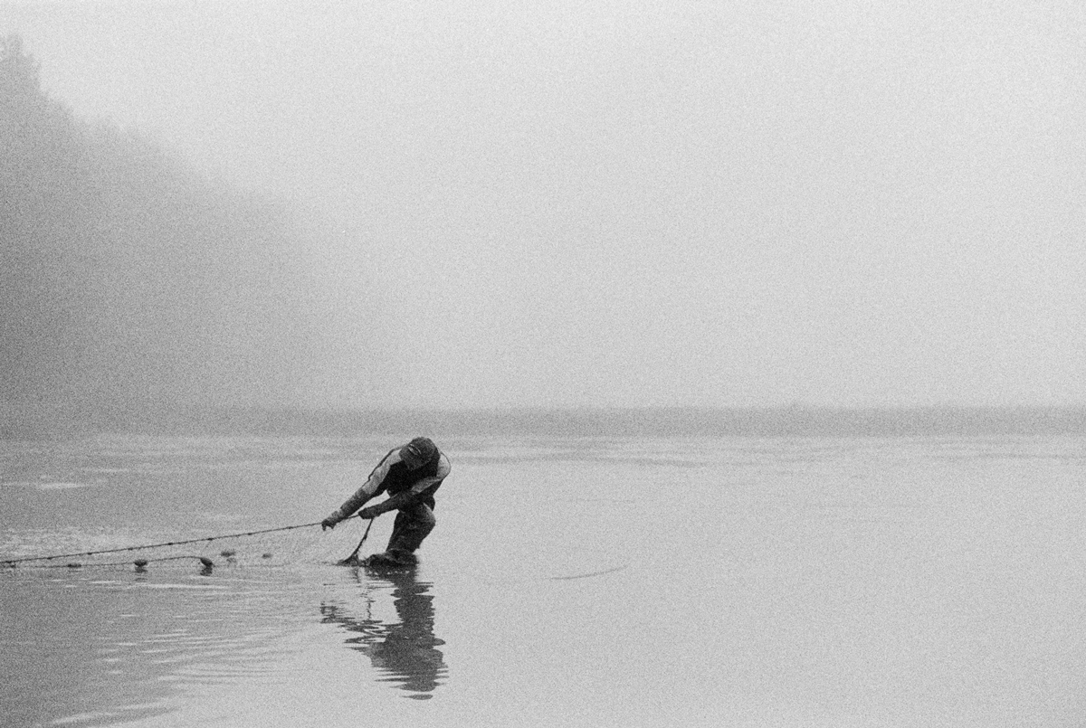 karpfenland 001 - Black and white images shot on ILFORD DELTA 3200 film