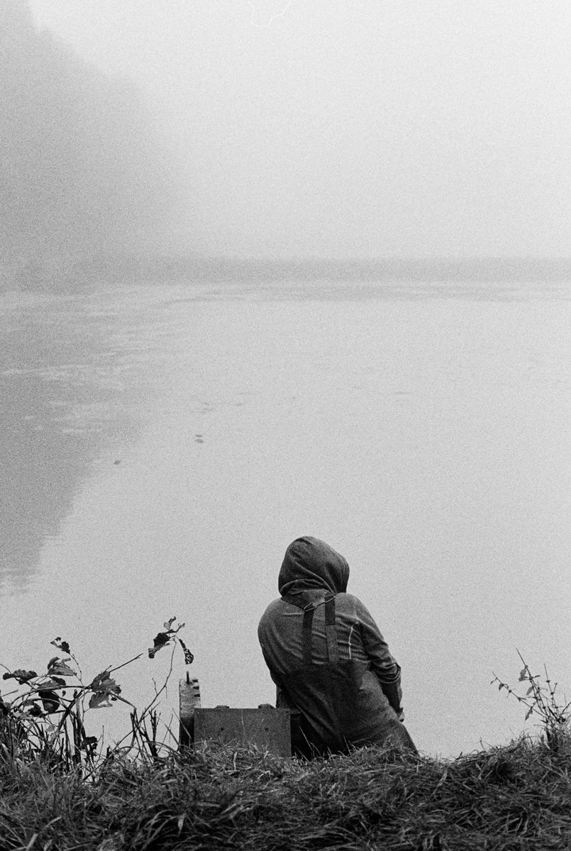 karpfenland 001 - Black and white images shot on ILFORD DELTA 3200 film