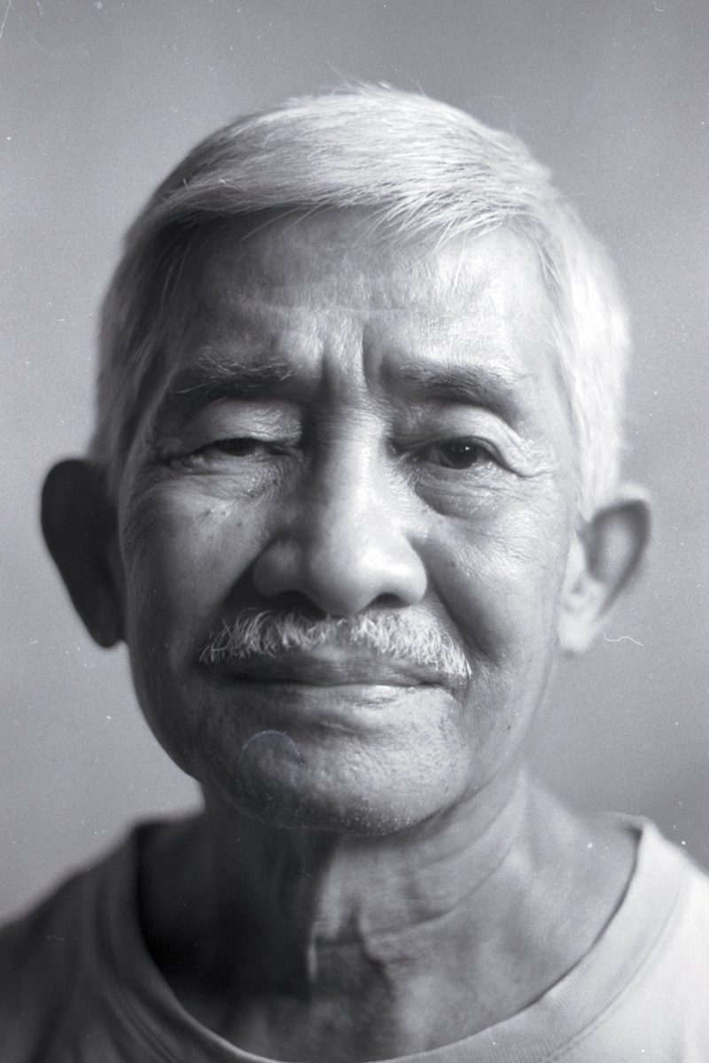 Black and white portrait of an elderly man