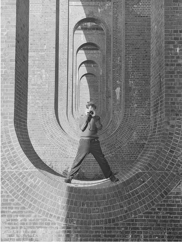 Black and white photo