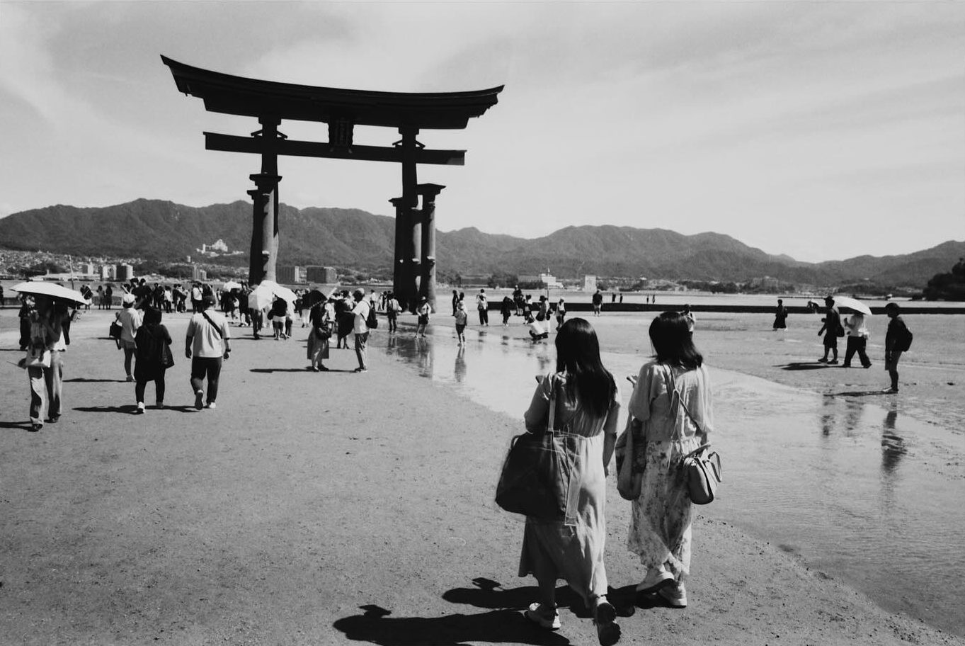 romanpolenin• Japan Liked by gelya_rychkova and 88 others Scenes from Hiroshima prefecture. Film: ilford FP4+ Dev: @kommuna_filmlab #ilfordphoto #ilfordfp4 #fridayfavourites