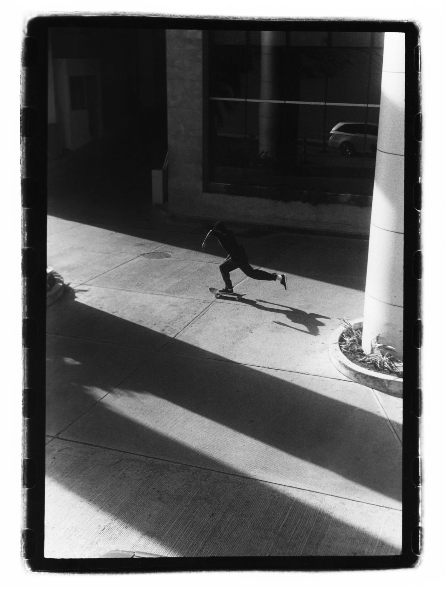 Anthony-Forbes-Panama Shot by Rafael Gonzles on ILFORD HP5 PLUS for Skate Thru the city