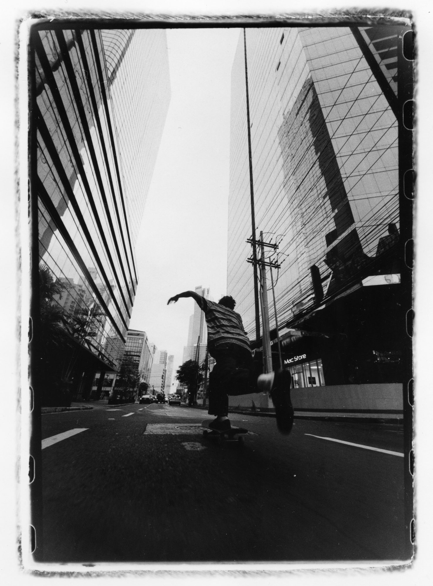 Anthony-Forbes-Panama Shot by Rafael Gonzles on ILFORD HP5 PLUS for Skate Thru the city