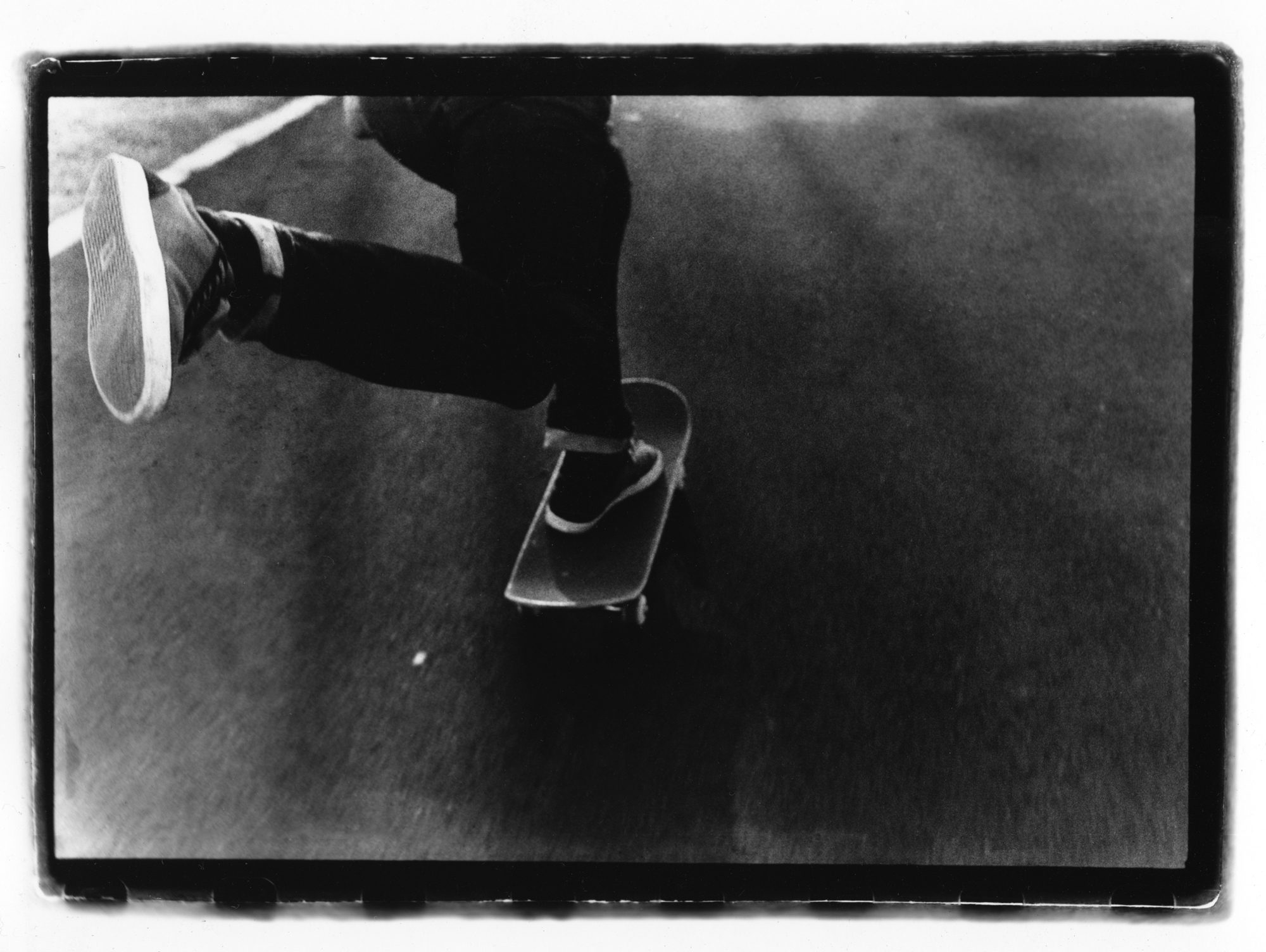 Ernie-Martin-Streets-Panama Shot by Rafael Gonzles on ILFORD HP5 PLUS for Skate Thru the city