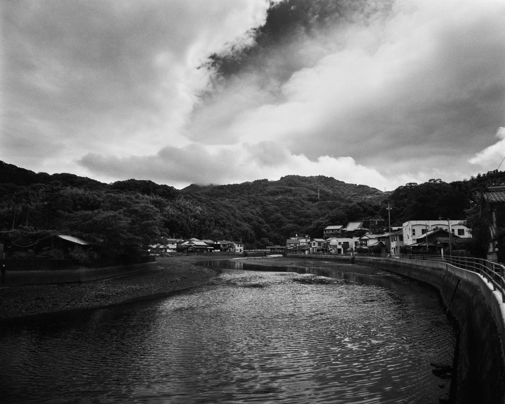 @hektorliebhaberアンギュロンはやはり懐深い

#ilford #fridayfavourites 
@ILFORDPhoto

Kentmere200
Yfilter使用