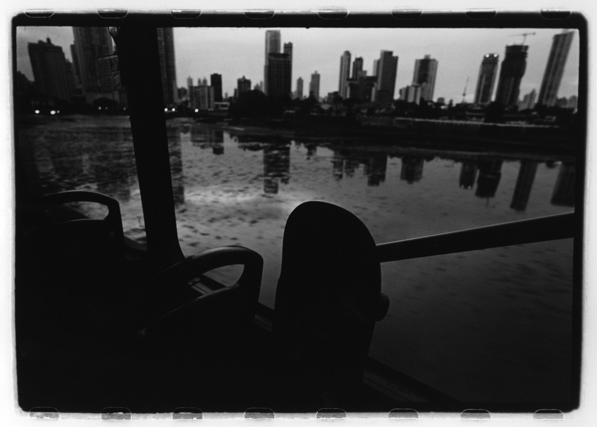 In-Transit-Panama-City Shot by Rafael Gonzles on ILFORD HP5 PLUS for Skate Thru the city