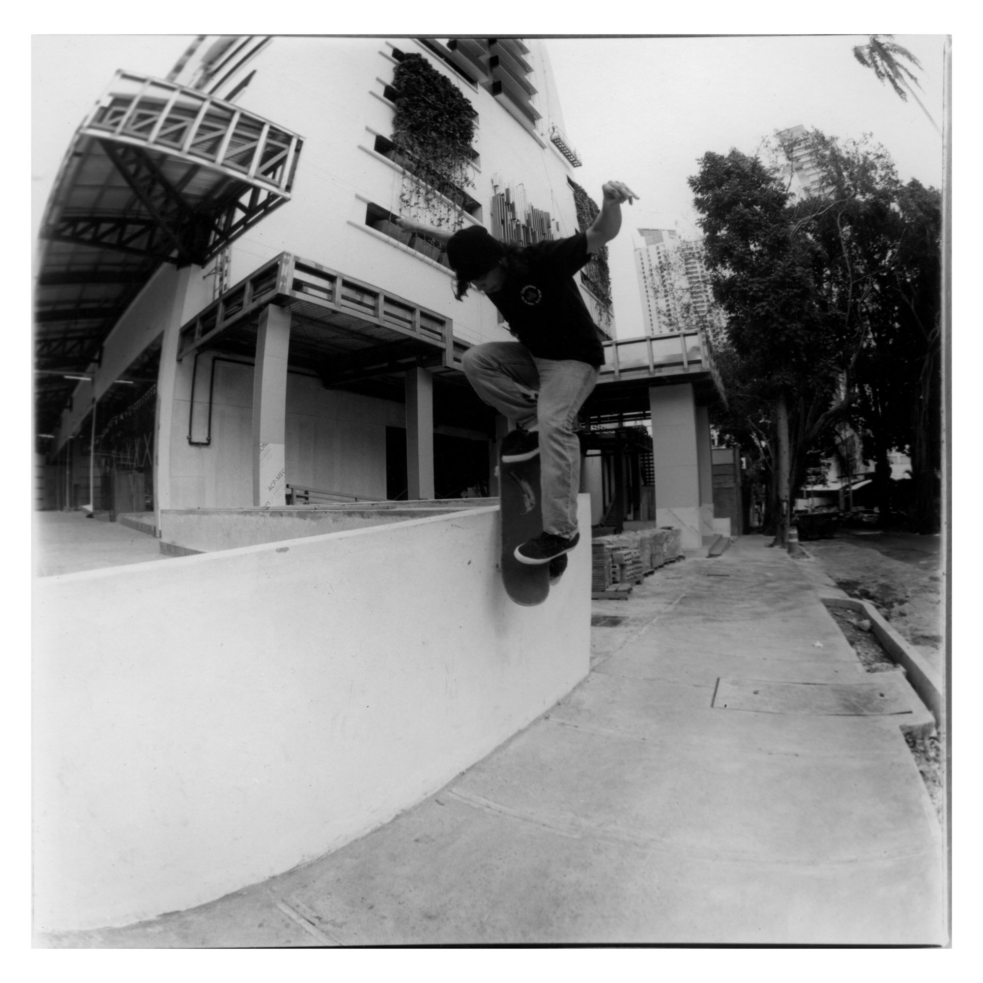 Josue-Watts-Frontside-Boardslide-Transfe Shot by Rafael Gonzles on ILFORD HP5 PLUS for Skate Thru the city