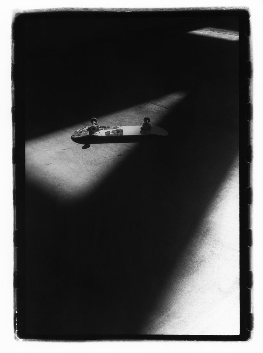 Still-life-Barcelona.Shot by Rafael Gonzles on ILFORD HP5 PLUS for Skate Thru the city